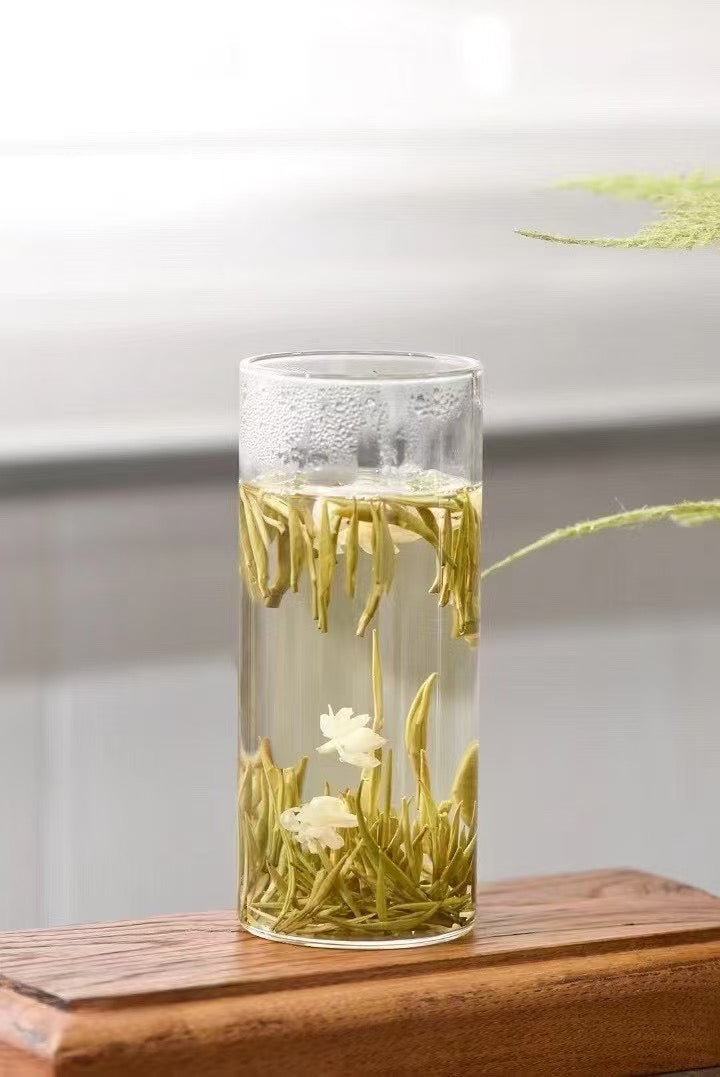 Jasmine Tea (Mo Li Yin Zhen)