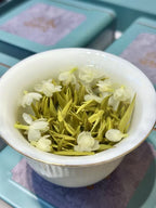 Jasmine Tea (Mo Li Yin Zhen)