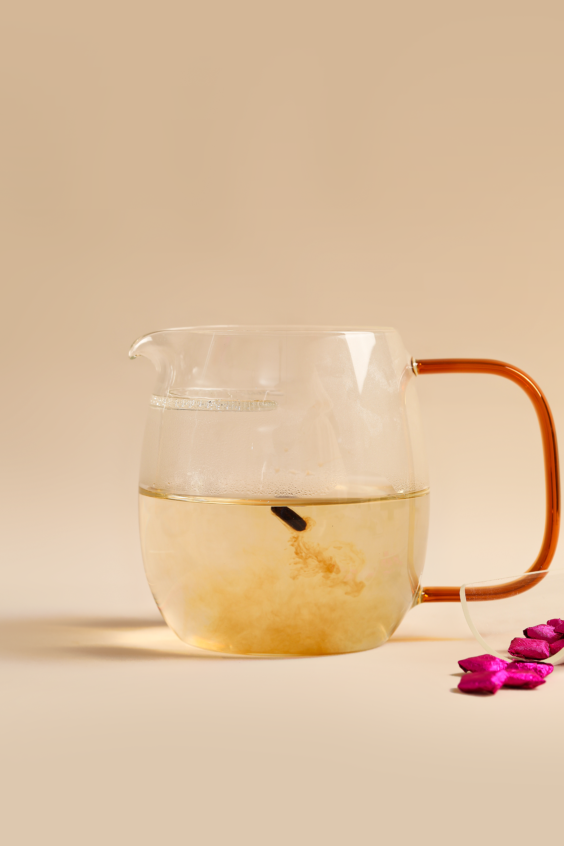 Rose & Red Tea Resin